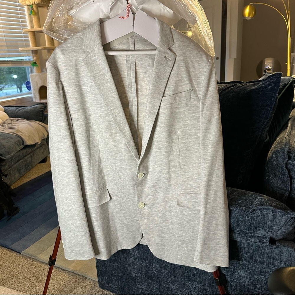 J. Ferrar Slim Ultra Comfort Suit Jacket in Light Heathered Grey